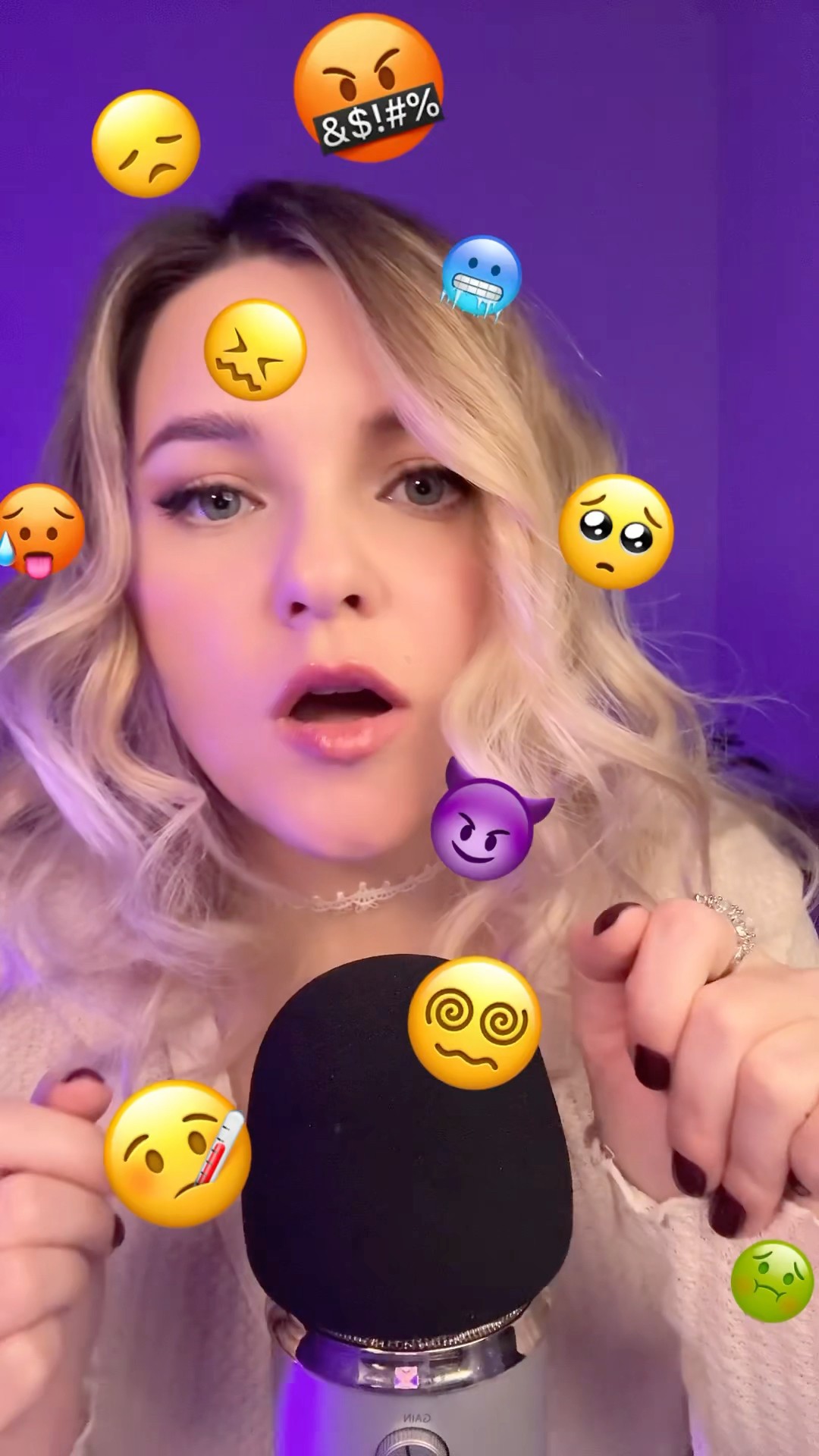 Убираю негативные эмоции? #asmr #asmrforsleep #shorts #asmrshorts #negativeenergy #асмр #асмрдлясна